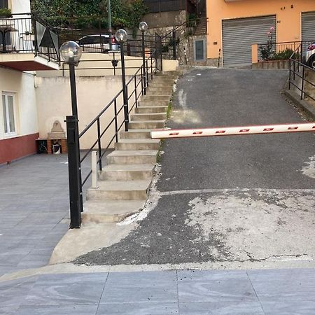 Grande Bilocale Con Giardino E Posto Auto Privato Comodo Al Mare Varazze Exterior foto